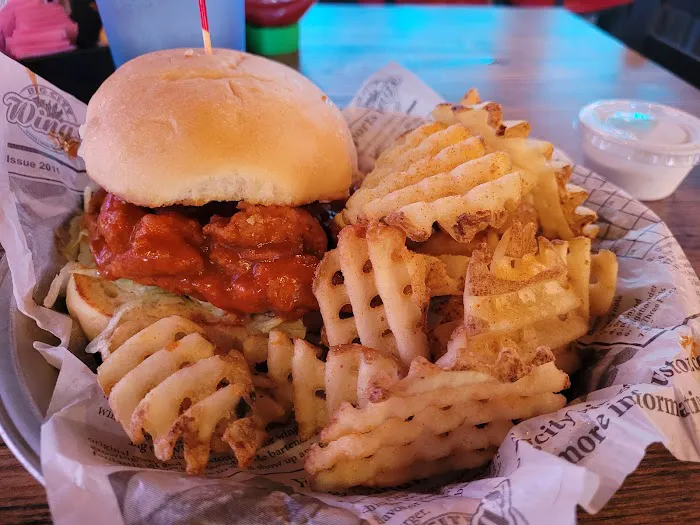 Big City Wings- EaDo Picture 8