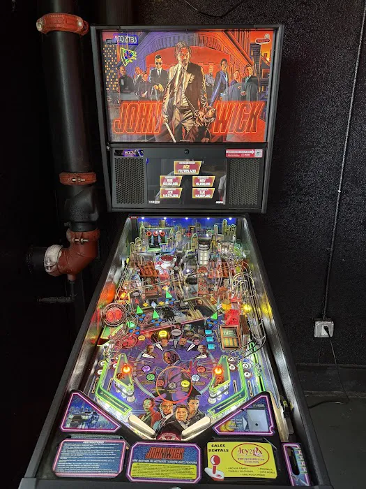 Pinball Pizzeria Picture 10