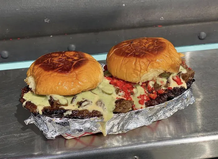 Los Primos (Food Truck) Picture 6