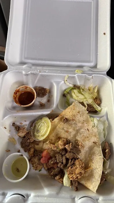 Tacos LA Creación (Food Truck) Picture 4