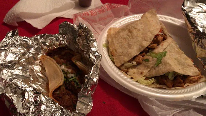 Tacos LA Creación (Food Truck) Picture 9