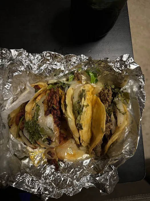 Tacos Laguna (Food Truck) Picture 2