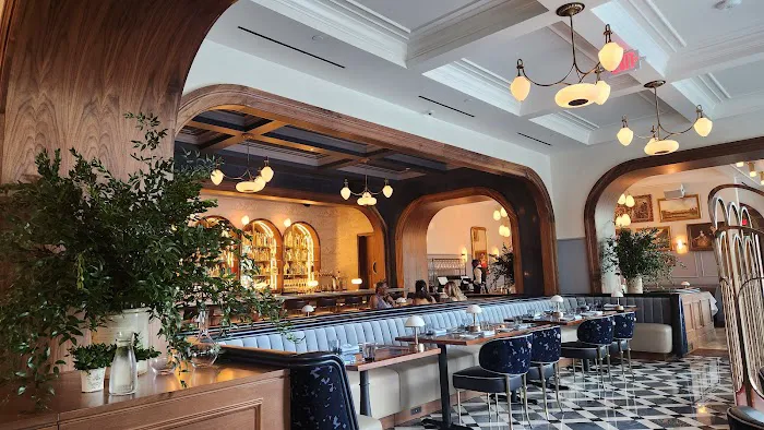 Chardon Restaurant Picture 1