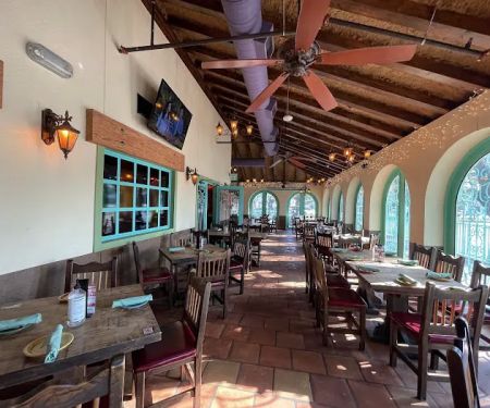El Tiempo Cantina