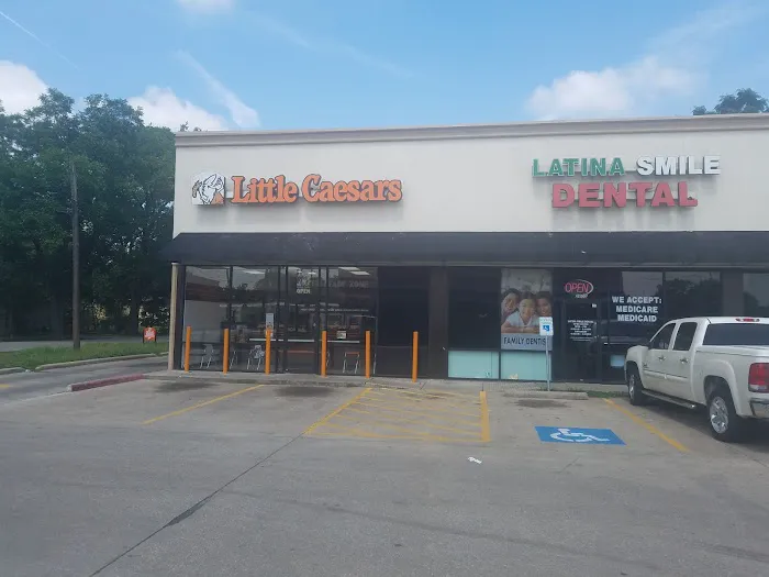 Little Caesars Pizza Picture 5