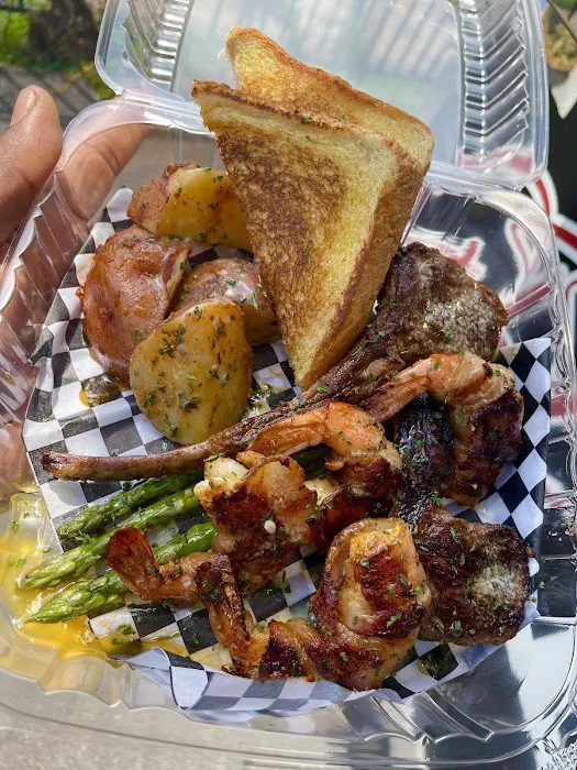 Boil Bar Deluxe (Food Truck) Picture 3