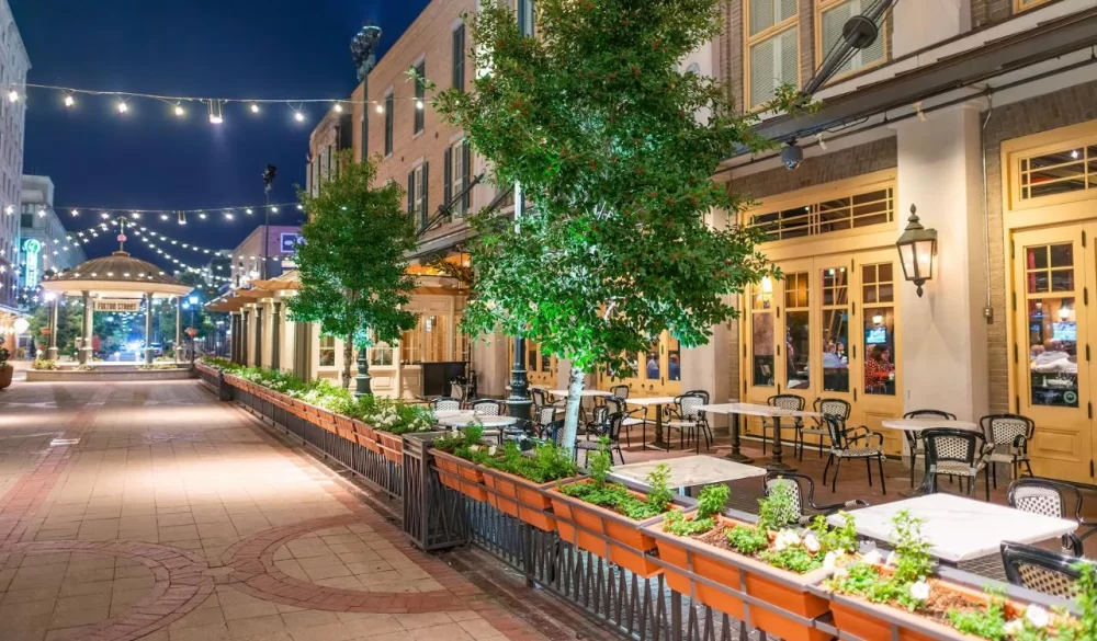 Find Top-Rated Restaurants Near You