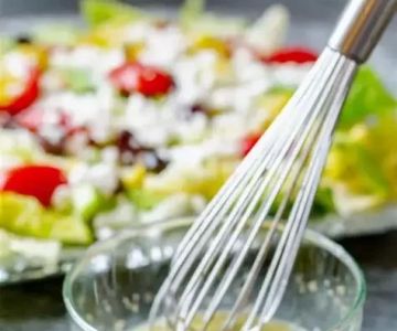 How to Make Restaurant-Style Salad Dressings at Home Easily