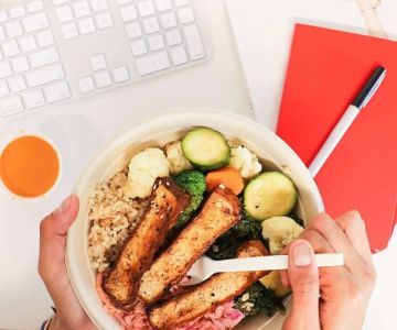 Top Food Delivery Services Partnering with Local Restaurants for Fresh and Fast Meals
