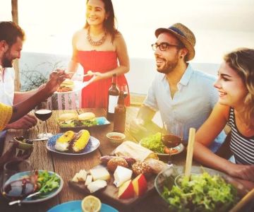 How to Eat Out Without Breaking Your Diet