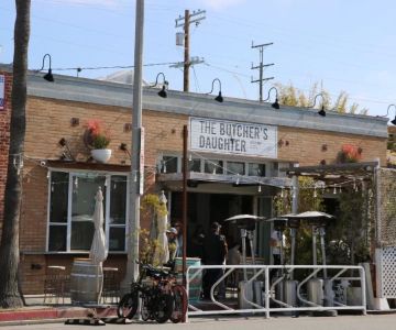 10 Hidden Places to Eat in Los Angeles Right Now You’ll Wish You Found Sooner